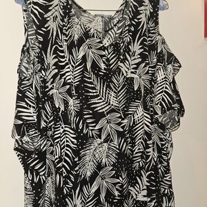 Catherines Black & White Tropical Cold-Shoulder Tunic